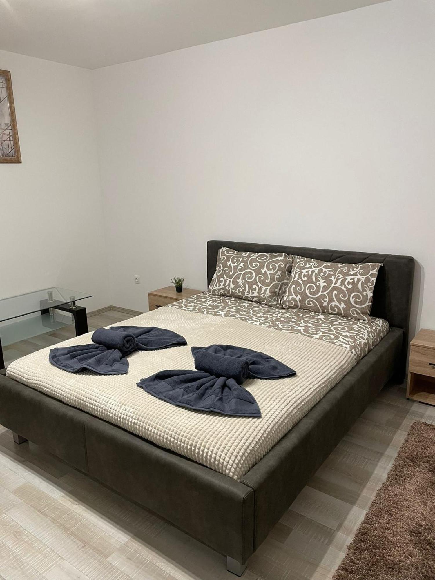 Ddm Residence Braşov Esterno foto